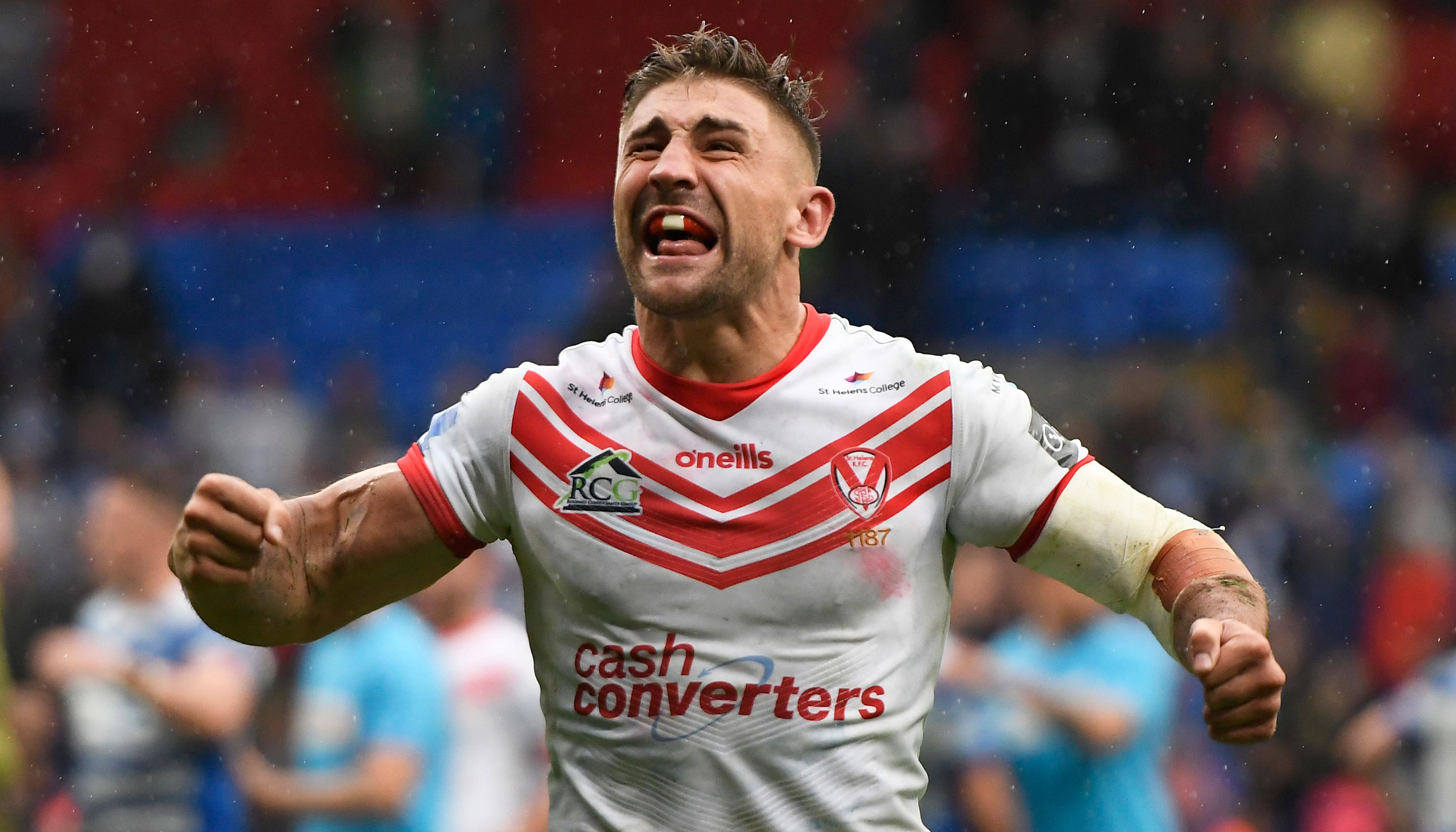 Super League Grand Final: Red Devils to run Saints close